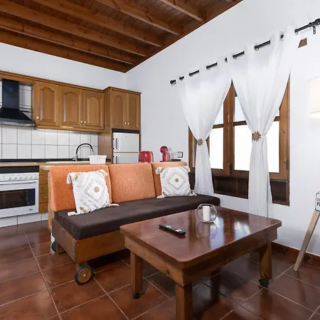 Vakantiehuis Home2book La Molina B, Cozy *